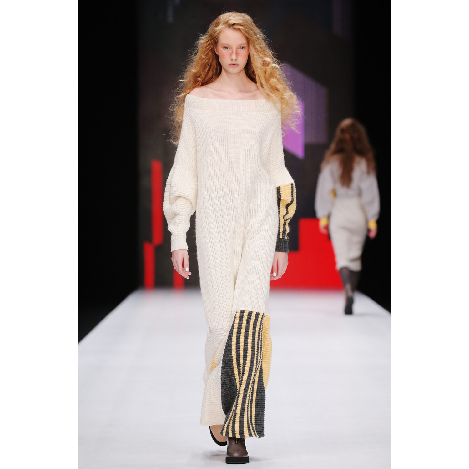Фото KSENIASERAYA Fall 2018 Ready-to-Wear , Ксения Серая осень зима 2018 , Fashion show , неделя моды в Москве , MBFWRussia , Mercedes Benz Fashion Week , Mainstyles , Mainstyle